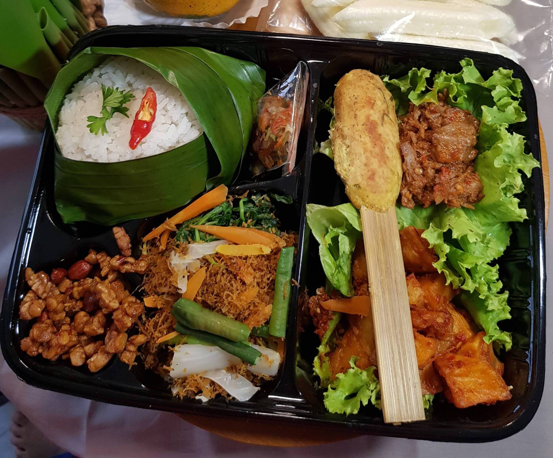 Nasi Box Family Q Catering